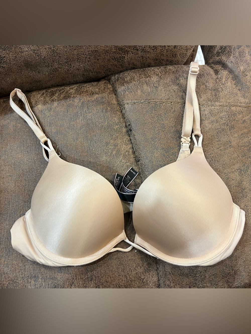Victoria's Secret Beige/Nude Bombshell Bra